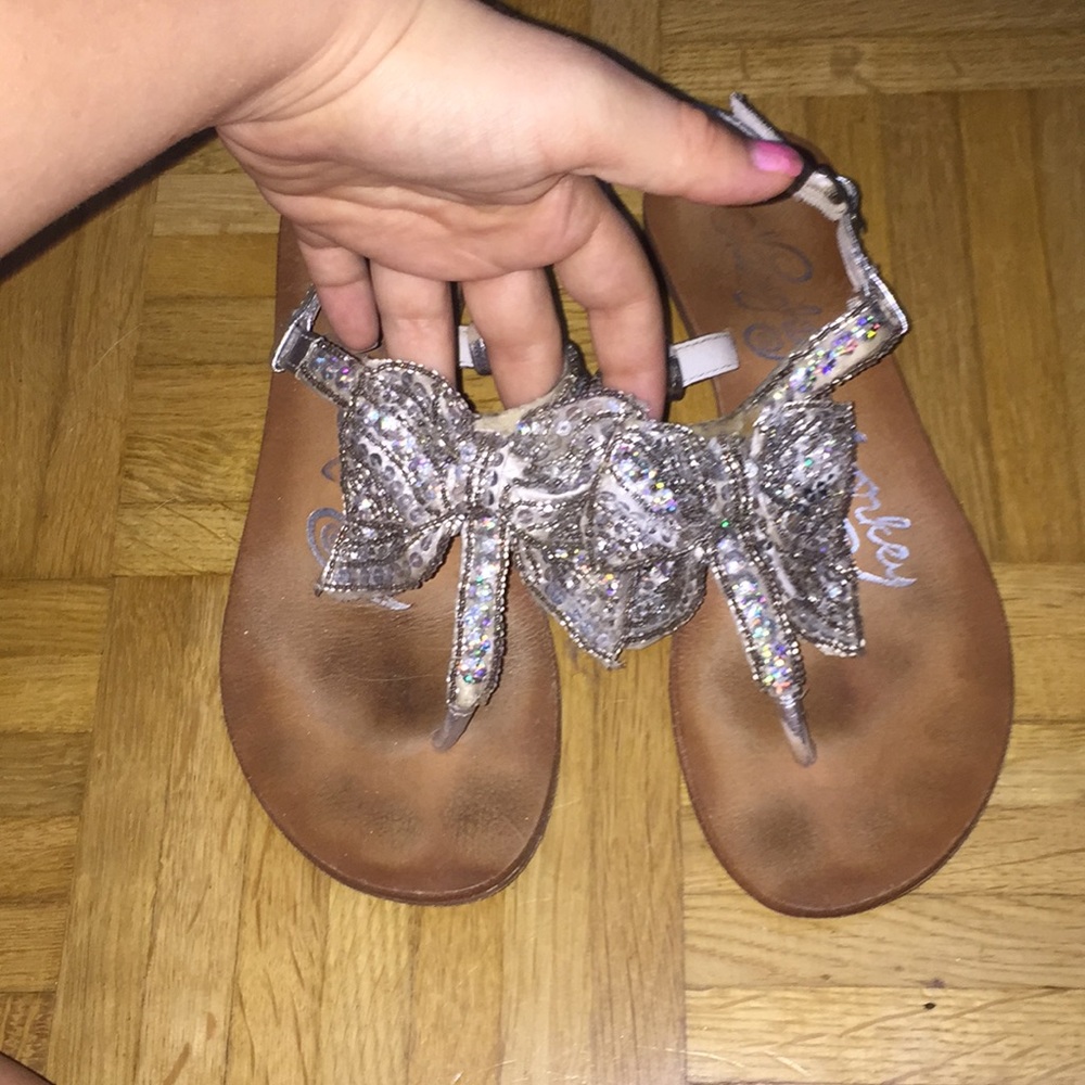 Naughty monkey bow sandals